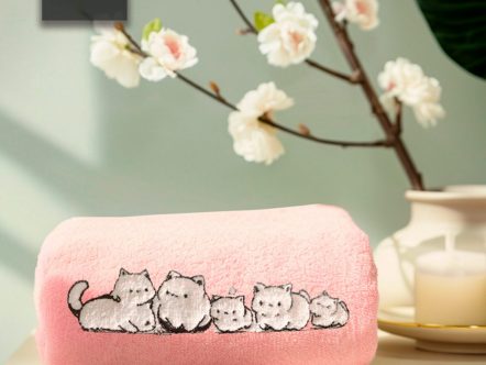 Gatos bebé 2 Toallas de baño (140x70cm)